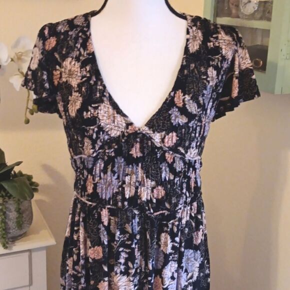 Maurices Dark Floral Midi Dress - Picture 3 of 13